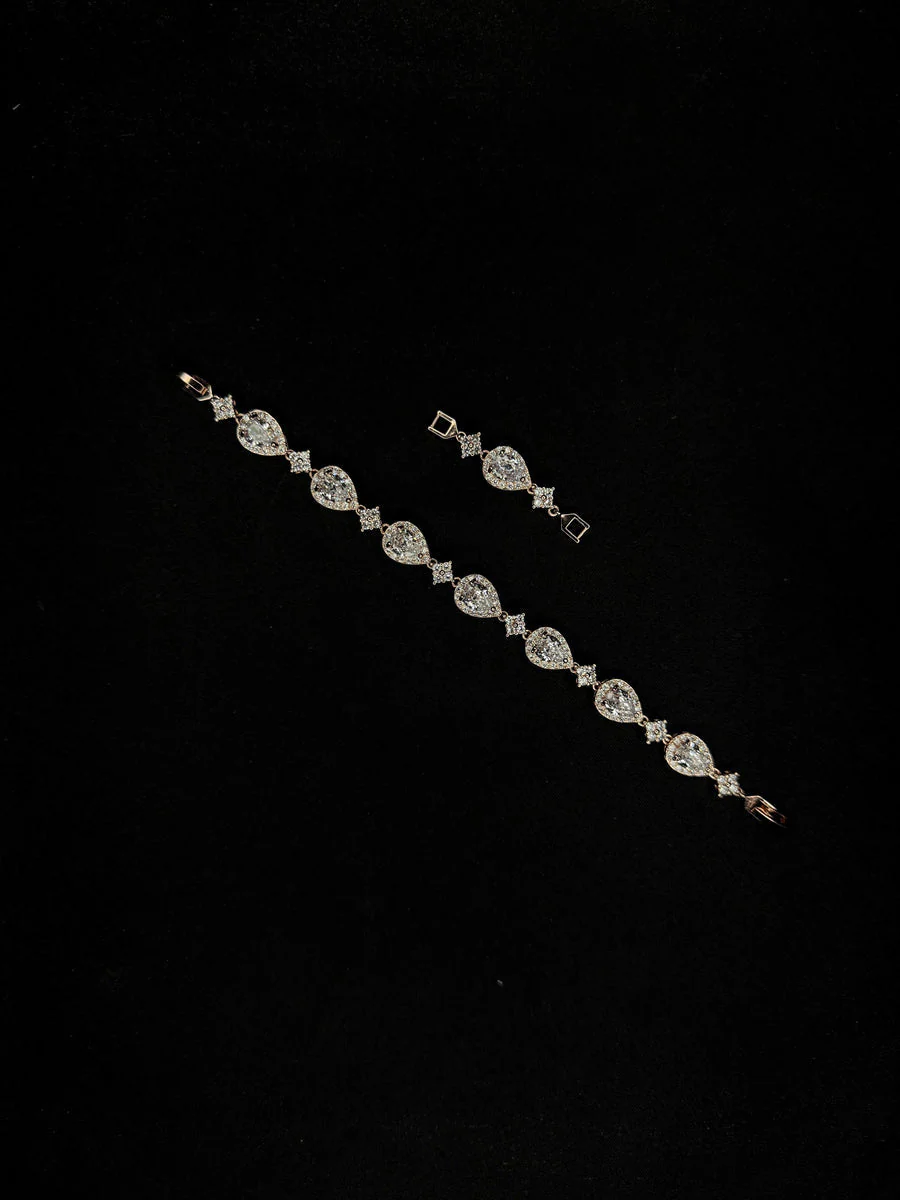 Star Droplet Bracelet - Image 3